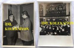 DARIO MORENO'NUN ÖLÜMÜ SONRASINDA CENAZESİYLE İLGİLİ FOTOĞRAFLARDAN OLUŞAN ORİJİNAL BÜYÜK BOY 11'Lİ FOTOĞRAF SETİ  - 24 x 18 cm EBADINDA - DARIO MORENO'NUN VEFATI SONRASI CENAZE  TÖRENİNE GELEN ANNESİ MADAM ROZA ve DİĞER YAKINLARI, CENAZESİ İÇİN HAZIRLANAN DİNİ TÖREN ve KATILAN İNSANLARIN OLDUĞU KARELER, İZMİR'DE ÜLKÜ SOKAK'TA ANNESİYLE KALDIĞI EVİN DIŞTAN ÇEKİLMİŞ GÖRÜNTÜSÜNÜN, CENAZESİNİ TAŞIYAN CENAZE ARACININ ve EN YAKIN ARKADAŞI ORGANİZATÖR TARKAN ÖZERMAN'IN DARIO MORENO'NUN ÜVEY KARDEŞİ YAKO'YA TÜRK BAYRAĞINA SARILI VATAN TOPRAĞINI DARIO MORENO'NUN İSRAİL'DEKİ MEZARINA KOYMASI İÇİN VERDİĞİ ANLARDA ÇEKİLMİŞ FOTOĞRATAN OLUŞAN TOPLAM 11 FOTOĞRAFLIK SET, FOTOĞRAFLAR BÜYÜK BOY, DÖNEMİNDEN ORİJİNAL BASIMLARDIR, ÖZEL ARŞİV