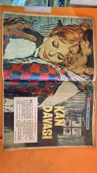 HAYAT HAFTALIK HABER MECMUA, DERGİSİ - ORTA SAYFA POSTER : KAN DAVASI YAZAN: HENRI GARRON ÇEVİREN: ERI IŞIL- SIRA NO: 298 SAYI: 26 TARİH: 21 HAZİRAN 1962 JACQUELINE JONES - JACQUELINE GILLÉ - FRANÇOISE AUTHIÉR - CLAUDE - METTERNICH - THIBERT - CELALETTİN ÇETİN - EROL DERNEK - TURGUT ETİNGO - INAL TENGİZMAN - ŞEVKET RADO - HİKMET FERİDUN ES - SADUN ALTUNA - II. ELIZABETH - SEGONZOC - LEONARDO DA VINCI - DOLMABAHÇE SARAYI - KAN DAVASI - HOSTESLİĞE DEVAM EDECEK MİSİNİZ - İKİ DEFA ÇALDI - BAKİRE MERYEM VE ÇOCUK - LONDRADA HEYECAN UYANDIRAN BİR SANAT HADİSESİ - MUCİZE YARATAN SU - UMİT - SUYA AKIN - MERYEM ANA YOLCULUĞU - NAPOLYON'UN MASASI - KIRMIZI ODA - ABDÜLAZİZ'İN KARYOLASI - MUAYEDE SALONU - ATATÜRK'ÜN İLK İSTANBUL NUTKU - EKSİKSİZ TAM TAKIM 48 SAYFA