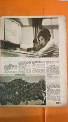 HAYAT HAFTALIK HABER MECMUA, DERGİSİ - ORTA SAYFA POSTER: ZEVCESİ NAZIMA HANIM'IN PORTRESİ, AYVALAR, ELMALAR, TEVFİK FİKRET - SIRA NO: 587 SAYI: 2 TARİH: 4 OCAK 1968 - MUHAMMED ZAHİR ŞAH - AHMET EROL TANGUN - UMRAN ÇÖLAŞAN - AHMET TEVFİK GÖYMEN - METEOROLOJİ GENEL MÜDÜRLÜĞÜ - ESSA VI PEYKI - APT CİHAZI - KIBRIS OLAYLARI - TÜRKİYE METEOROLOJİSİ - RADAR KULESİ - METEOROLOJİ RAPORU - HAVA TAHMİNİ - ZİRAAT ODALARI - MÜSTAHSİLLER - SEYAHAT ŞİRKETLERİ - TÜRKİYE’DEKİ METEOROLOJİ İSTASYONLARI - AFGANİSTAN SARAYI - AFGANİSTAN KADINLAR DERNEĞİ - EDEBİYAT İLÂVESİ : TEVFİK FİKRET - CANGÜL - ŞEBNEM - REFİK BENLİ - EROL DERNEK - İHSAN DURMAZ - NAHİT MENTEŞE - HALİL MENTEŞE - TALAT PAŞA - DOKTOR NÂZIM - ŞEKİP BEY - SALAHATTİN BEY - TAHİR BEY - KAMİL PAŞA - SADIK BEY - ABDÜLKADİR PAŞA - RAUF PAŞA - İSMAİL CANBOLAT - AHMET ESAT BEY - BAŞİK EFENDİ - EVLİYAZADE REFİK BEY - ENVER PAŞA - CEMAL PAŞA - TÜ -  EKSİKSİZ TAM TAKIM 48 SAYFA