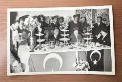 Efemera - Celal Bayar ve Libya Sefirinin (Faiz Yörükoğlu) Eşi  Fotoğrafı - kitantik - kitaLog