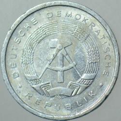 DOĞU ALMANYA 5 PFENNİG 1983 A HARFİ= BERLİN DARBI - DDR.