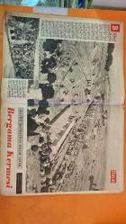 HAYAT HAFTALIK HABER MECMUA, DERGİSİ - SAYI: 35 7 HAZİRAN 1957 SIRA NO: 124 MEHMET KARTAL - HÜSEYİN AKBAŞ - MUSTAFA DAĞISTANLI - HAMİT KAPLAN - HAYRULLAH ŞAHİN - İSMAİL OGAN - HASAN GÜNGÖR - İSMET ATLI - CAHİT SITKI TARANCI - ZİYA OSMAN SABA - HÂMİT NAFİZ PAMİR - MYRIAM BRU DÜNYA SERBEST GÜREŞ ŞAMPİYONASI - TÜRKİYE ŞAMPİYON TAKIMI - MELBOURNE OLİMPİYATLARI - MACAR RAKİP PUZSEK - BULGAR RAKİP MEMEDOF - RUS RAKİP VIRIKHUIST - İTALYAN RAKİP CHINASSO - İTALYAN RAKİP ANTONIO - BOLU ZELZELESİ - ABANT GÖLÜ - ESKİ OTEL - TURİZM BANKASI YENİ OTEL - İSTANBUL ZELZELE MERKEZİ Mİ - AYASOFYA CAMİSİ - MEKTUP VE POSTACI - CAHİT SITKI’NIN BURHANİYE MEKTUBU - HAYATTAN FOTOĞRAFLAR - BAHARSIZ YAZ - TOKYO’DA BAHAR - SAGURA AĞAÇLARI - ROCK’N ROLL MİLANO - BERGAMA KERMESİ - 60 YIL EVVELKİ İSTANBUL - AHMET RASİM - ZELZELE BÖLGESİ ÖZEL FOTOĞRAFLAR -  EKSİKSİZ TAM TAKIM 48 SAYFA