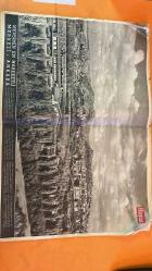 HAYAT HAFTALIK HABER MECMUA, DERGİSİ - ORTA SAYFA POSTER: MEVSİMİN EN HAREKETLİ MERKEZİ ANKARA -  SAYI: 51 27 EYLÜL 1957 SIRA NO: 113 FAYSAL - FAZILA - HANZADE - SABİHA HANIM - ÖMER FARUK EFENDİ - MEHMET VAHDETTİN - MEHMET ALİ İBRAHİM - NESLİŞAH - NECLA - DÜRÜŞEHHVAR - CAH - DİNA - HÜSEYİN - HİKMET FERİDUN ES - ŞEVKET RADO - İBRAHİM ÇAMLI - SEMİRAL BİLBAŞAR - FIRUZ AŞKIN - FİKRET ARIT - AYHAN ERER - MARIA LUISE ROLANDO - HASAN POLATKAN - WILLIAM CONNAUGHTON PRENSES FAZILA VE HANZADE - IRAK KRALI FAYSAL İLE NİŞAN - OSMANLI HANEDAN BAĞLANTILARI - HİLTON PARTİSİ - ÜRDÜN KRALİÇESİ DİNA’NIN ZİYARETİ - BEŞİKTAŞ YANGINI VE HATIRA EŞYALAR - LONDRA’DA TORBA ELBİSE MODASI - AMERİKA’DA IRK MÜCADELESİ VE OKUL SALDIRILARI - GEORGE WASHINGTON KÖPRÜSÜNDE İNTİHAR GİRİŞİMİ - HASAN POLATKAN’IN IMF TOPLANTISI - ÜMİT DÜNYASI SOHBETİ - KÜRK GELİNLİK DEFİLESİ - SUSAN CONSTANT GEMİSİ - MARIA LUISE ROLANDO’NUN PARK DANSI - AKÇAKOCA’DA MOTOR ÇEKİŞİ - STRASBOURG AVRUPA FUARI TÜRK  -  EKSİKSİZ TAM TAKIM 48 SAYFA