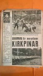 HAYAT HAFTALIK HABER MECMUA, DERGİSİ - ORTA SAYFA POSTER: BALKONDA AKSAM KEYFI BIRKIR GEZINTI YARISAN YELKENLILER - SAYI: 27 29 HAZİRAN 1967 SIRA NO: 560 TÜRKAN ŞORAY – FARAH PEHLEVİ – SÜLEYMAN DEMİREL – NAZMİYE DEMİREL – FARUK SÜKAN – CEVDET SUNAY – NEVİN AFRUZ – CENGİZ YARBAĞ – TAMER GÜVENÇ – KOCA YUSUF – KEL ALİÇO – YÖRÜK ALİ – ADALI HALİL – ŞEHZADE SÜLEYMAN PAŞA BOĞAZİÇİ’NİN KÖŞKLERİ – KIRKPINAR’IN 606. YILI – ORDULU MUSTAFA BAŞPEHLİVAN – KIRKPINAR EFSANESİ VE 40 ŞEHİT – KIRMIZI DİPLİ MUM GELENEĞİ – KIRKPINAR AĞASI VE ZİYAFETLER – TÜRK GÜCÜNÜN SEMBOLÜ GÜREŞ – TOPKAPI SARAYI’NDA FARAH PEHLEVİ – DOLMABAHÇE SARAYI BALOSU – FARAH PEHLEVİ VE NAZMİYE DEMİREL BULUŞMASI – FARUK SÜKAN’IN CENTİLMENLİĞİ – MÜCEVHER MERAKI – SULTANAHMET CAMİİ ZİYARETİ – OLĞUNLAŞMA DEFİLESİ – NEVİN AFRUZ’UN KONSERİ – MİLLİ KIYAFETLİ ÖĞRENCİLERİN KARŞILAMASI  -  EKSİKSİZ TAM TAKIM 48 SAYFA