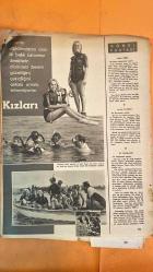 HAYAT HAFTALIK HABER MECMUA, DERGİSİ - ORTA SAYFA POSTER: Taksim Cumhuriyet Abidesi FOTOGRAF KERIM ALP - SAYI: 45 31 EKİM 1963 SIRA NO: 349 MUSTAFA KEMAL ATATÜRK – HASAN RIZA SOYAK – KEMALETTİN SAMİ PAŞA – HALİT PAŞA – ALİ FUAT PAŞA – KÂZIM PAŞA – İSMET PAŞA – FETHİ BEY – FUAT BEY – RÜŞEN EŞREF BEY – SEYİT BEY – TAMER GÜVENÇ – ŞEVKET RADO CUMHURİYETİN İLAN KARARI: ATATÜRK’ÜN ÇANKAYA’DAKİ TARİHİ YEMEĞİ VE KANUN MÜSVEDDESİ – SEYİT BEY’İN HUKUKİ DEĞERLENDİRMESİ – 29 EKİM 1923’TE CUMHURİYETİN İLANI VE TOPLARIN PATLAMASI – ATATÜRK’ÜN GENÇLİĞE HİTABESİ – CUMHURİYETİN 40. YILINDA TÜRKİYE’NİN DEMOKRASİ VE İNSAN HAKLARI VURGUSU – ŞEVKET RADO’DAN CUMHURİYETİN TARİHSEL DEĞERİ ÜZERİNE SOHBET -  MUSTAFA KEMAL ATATÜRK – FALİH RIFKI ATAY – HULUSİ BEY – HASAN RIZA SOYAK – KEMALETTİN SAMİ PAŞA – HALİT PAŞA – ALİ FUAT PAŞA – KÂZIM PAŞA – İSMET PAŞA – FETHİ BEY – FUAT BEY – RÜŞEN EŞREF BEY – SEYİT BEY – DR. NİHAT REŞAT BELGER – DR. NEŞET ÖMER – TAMER GÜVENÇ ATATÜRK’ÜN SON C -  EKSİKSİZ TAM TAKIM 48 SAYFA