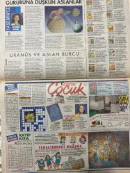 HÜRRİYET GAZETESİ DOĞUM GÜNÜ HEDİYESİ -20 TEMMUZ 1996-Andrea Cecchi-Kata Ayşe Arman-Yurtsan Atakan-Tufan Türenç-Gülden Aydın-Cengiz Yüzsever-Nilhan Sesalan-Zeynep Güven-Hulki Cevizoğlu-Cem Özer-Scott McNealy-Cengiz Semercioğlu-Carl Schultz-Demi Moore-Michael Biehn-Jürgen Prochnow-Peter Friedman-Nurseli İdiz-Bruce Geller-Sema Özkan-Zuhal Olcay-Hülya Uğur-Güngör Bayrak-Serdar Turgut-Ayşe Özek Karasu-Edwin Bustillos-Ndyokoro Amnoni-Albene Simeonova-Bill Ballantine-Nilüfer Demir-Mustafa Duran-Nurten Akarsu  Hürriyet tarih boyunca en kaliteli şarapları üreten Chianti’de-Hem kutsal hem günah şarap-Aktif kadercilik-Kafa kazıtmanın sonuçları-Cumartesi Anneleri Genç Etkinlikte-Atlanta teknoloji oyunları-Firewall yazılımları ve güvenli network’ler-Bilgisayarla beste yarışması-internet tekeline karşı güç birliği-Saklambaç tatilde-Yedinci İşaret-Dedikoducu Cem-Atv’yi protesto ediyorum-Şarabı Sümerler’in bulduğu ortaya çıktı-Şarap-Sinem Kanal D-Kapıcılar Kralı-Saklambaç-Yedinci İşaret-Sonuçsuz tart