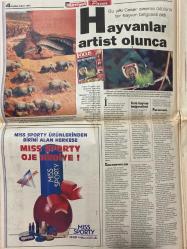 HÜRRİYET GAZETESİ DOĞUM GÜNÜ HEDİYESİ -2 MART 1997-Zeynep Uludağ-Ayşe Arman-Ertuğrul Bağcıoğlu-Nalan Türkeli-Leyla İpekçi-Serdar Turgut-Ayşe Özek Karasu-Edwin Bustillos-Ndykoro Amhohi-Albene Simenova-Bill Ballantine-Nilhan Sesalan-Cengiz Yüzsever-Zeynep Güven-Gülden Aydın-Tufan Türenç-Uğur Cebeci-Oral Kargılı-Faik Kaptan-Tolga Özbek-Hulki Cevizoğlu-Gazeteci Yasemin Dalkılıç  Ben Zeynep Uludağ üzgünüm-Karpuzdan çok kitabı satıyor-Uygun bir çift misiniz-Tiyatronun sevgili namazı-Yalnız Savaşçı-Ucuz Roman-Yazlık Saklambaç-Savaşçı Prenses-Koç’un anısına-Meltem Cumbul Show-Sonuçsuz tartışma-Peki çocuklar ne olacak-Doğa savaşçıları-Kuğu Gölü 120 yaşında-Demirle ahşap birleşti-Heykel sergisi oldu-Aktör olmak isterdim-Atatürk Havalimanı’na paralel pist yapılacak-Yeni hostes üniformaları-Havacılık cenneti-Yaşanmış hayat hikayeleri-Fındığı cevizden çok seviyor 	21.	Yüzyıla Girerken-Renkler-Kokpit-Yolcu Hattı-Gazeteci’nin İtirafı-Portrenin Ardından-Pazar 97