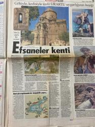 HÜRRİYET GAZETESİ DOĞUM GÜNÜ HEDİYESİ -17 EYLÜL 1995-Hüsnü Kuru-Hamdi Ayva-Fahrettin Tintin-Oğuz Aral-Çiğdem Toker-Yeşim-Bobby McFerrin-Madonna-Roxette-Balık Ayhan-Celile-Jim Morrison-Chris Isaak-Neil Young-Genesis-Whitfield-Süleyman Demirel-Lale Barçın İmer-Ada Sezer-Tuğrul Mungan-Tuğrul Savaş-Bilinç Akışı-Lâl Uludağ-Nahit Menteşe-Mahsun Kırmızıgül-İbrahim Tatlıses-Mike-Erk-Müge-Tuna  BMW’nin 5 yıldızlı otomobili-Swatch otomobil-Pekin’de Sonbahar-Çocuklar 20 milyar dolara hükmediyor-Pasifik’te büyük gözaltı-Nükleer deneme nasıl gerçekleştirilecek?-Caza adanan yaşam-Tuna Ötenel’den geç kalmış albüm: Sometimes-Yeşim, kendi fermanını yazdı-Herci Çelik’e yaradı-Balık Ayhan Çengelköy’e borçlu-Bizi sıkma Roxette-Köpek öksü Madonna-Maestro Bobby McFerrin-Ruhumu özgür bırakın-Nahit Menteşe’yi karısı eve almadı-İzmir Fuarı’nda Mahsun Kırmızıgül maç sırasında İbo’ya 6 çekti-Oğuz Aral Hürriyet’ten istifa etti-En Kiraz Dudak yarışmasının finalistleri belli oldu-Fuarda müzik ve dans-Recep Tayyip