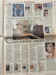 HÜRRİYET GAZETESİ DOĞUM GÜNÜ HEDİYESİ -17 EYLÜL 1995-Hüsnü Kuru-Hamdi Ayva-Fahrettin Tintin-Oğuz Aral-Çiğdem Toker-Yeşim-Bobby McFerrin-Madonna-Roxette-Balık Ayhan-Celile-Jim Morrison-Chris Isaak-Neil Young-Genesis-Whitfield-Süleyman Demirel-Lale Barçın İmer-Ada Sezer-Tuğrul Mungan-Tuğrul Savaş-Bilinç Akışı-Lâl Uludağ-Nahit Menteşe-Mahsun Kırmızıgül-İbrahim Tatlıses-Mike-Erk-Müge-Tuna  BMW’nin 5 yıldızlı otomobili-Swatch otomobil-Pekin’de Sonbahar-Çocuklar 20 milyar dolara hükmediyor-Pasifik’te büyük gözaltı-Nükleer deneme nasıl gerçekleştirilecek?-Caza adanan yaşam-Tuna Ötenel’den geç kalmış albüm: Sometimes-Yeşim, kendi fermanını yazdı-Herci Çelik’e yaradı-Balık Ayhan Çengelköy’e borçlu-Bizi sıkma Roxette-Köpek öksü Madonna-Maestro Bobby McFerrin-Ruhumu özgür bırakın-Nahit Menteşe’yi karısı eve almadı-İzmir Fuarı’nda Mahsun Kırmızıgül maç sırasında İbo’ya 6 çekti-Oğuz Aral Hürriyet’ten istifa etti-En Kiraz Dudak yarışmasının finalistleri belli oldu-Fuarda müzik ve dans-Recep Tayyip