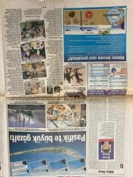 HÜRRİYET GAZETESİ DOĞUM GÜNÜ HEDİYESİ -17 EYLÜL 1995-Hüsnü Kuru-Hamdi Ayva-Fahrettin Tintin-Oğuz Aral-Çiğdem Toker-Yeşim-Bobby McFerrin-Madonna-Roxette-Balık Ayhan-Celile-Jim Morrison-Chris Isaak-Neil Young-Genesis-Whitfield-Süleyman Demirel-Lale Barçın İmer-Ada Sezer-Tuğrul Mungan-Tuğrul Savaş-Bilinç Akışı-Lâl Uludağ-Nahit Menteşe-Mahsun Kırmızıgül-İbrahim Tatlıses-Mike-Erk-Müge-Tuna  BMW’nin 5 yıldızlı otomobili-Swatch otomobil-Pekin’de Sonbahar-Çocuklar 20 milyar dolara hükmediyor-Pasifik’te büyük gözaltı-Nükleer deneme nasıl gerçekleştirilecek?-Caza adanan yaşam-Tuna Ötenel’den geç kalmış albüm: Sometimes-Yeşim, kendi fermanını yazdı-Herci Çelik’e yaradı-Balık Ayhan Çengelköy’e borçlu-Bizi sıkma Roxette-Köpek öksü Madonna-Maestro Bobby McFerrin-Ruhumu özgür bırakın-Nahit Menteşe’yi karısı eve almadı-İzmir Fuarı’nda Mahsun Kırmızıgül maç sırasında İbo’ya 6 çekti-Oğuz Aral Hürriyet’ten istifa etti-En Kiraz Dudak yarışmasının finalistleri belli oldu-Fuarda müzik ve dans-Recep Tayyip