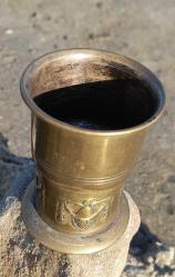 Antika pirinç art nouveau bardak damgalı