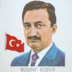 VINTAGE TÜRK BAYRAĞI VE BÜLENT ECEVİT GÖRSELLİ , ALTIN YALDIZ DEKORLU MITTERTEICH BAVARIA PORSELEN TABAK
