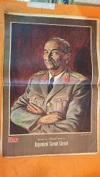 HAYAT HAFTALIK HABER MECMUA, DERGİSİ - ORTA SAYFA POSTER : Devlet ve Hükümet Başkanı Orgeneral Cemal Gürsel HARSTO RESSAM BERNARD HAILSTONE - SIRA NO: 10 SAYI: 22 TARİH: 25 MAYIS 1961 CEMAL GÜRSEL - ŞEVKET RADO - HİKMET FERİDUN ES - SADUN ALTUNA - FİKRET ANT - HİKMET ANDAÇ - ORHAN TAHSİN - KEMALEDDİN TUĞCU - TURGUT ETİNGÜ - ADNAN ERİM - ERDOĞAN SEVGIN - İHSAN TAYGILI - TURGUT BIÇAKÇIOĞLU - SERGİN BURAK - İNAL TENGİZMAN - EROL DERNEK - NECDET İŞLER - YILMAZ ÇETİNER - OZAN SAĞDIÇ - SAİT ŞENOL - ALİ İHSAN KALMAZ - TURAN EMEKSİZ - SÖKMEN GÜLTEKİN - NEDİM KÜÇÜKÖZPULAT - ERSAN ÖZEY - ADNAN MENDERES - NAMIK GEDİK - REFİK KORALTAN - BUMİN YAMANOĞLU - EMİN KALAFAT - MUHTEREM NUR - ZAFER MEYDANI - TAKSİM MEYDANI - DOLMABAHÇE SARAYI - DAVUTPAŞA KIŞLASI - İSTANBUL RADYOSU - ANITKABİR - 27 MAYIS DEVRİMİ - 28 NİSAN OLAYLARI - TÜRK SİLAHLI KUVVETLERİ - İSTANBUL - ANKARA - ESKİŞEHİR - HÜRRİYET MEYDANI - MİLLİ BİRLİK KOMİTESİ - 1. ORDU - ORDU FOTO FİLM MERKEZİ - TÜRK GEN  -  EKSİKSİZ TAM TAKIM 48 SAYFA