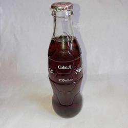 Coca cola 2007 futbol şişesi dolu