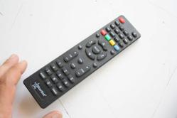 STARSAT    KUMANDA  DETAY RESIMDE KUMANDA (DEMİR RAF 29