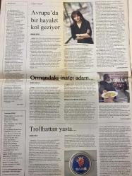 CUMHURİYET PAZAR GAZETESİ DOĞUM GÜNÜ HEDİYESİ- 1 MART 2009-Recep Tayyip Erdoğan-Sevda Binici-Orhan Kurtulda-Orhan Aydın-Ataol Behramoğlu-Nuri Çolakoğlu-Mete Tapan-Murat Tabanlıoğlu-Eyüp Muhçu-Gamze Erbil-Şirin Güven-Zuhal Aytolun-Maria Callas-Alfonso Signorini-Ali Deniz Uslu-Nil Karaibrahimgil-Deniz Yavuzyiğit-Ümit Ünal-Deniz Öztoklar-Uğur Hüküm-Ataol Behramoğlu-Erdinç Utku-Sabha Tekand-Ahmet Arpad-Osman Ikiz-Selçuk Erez-Vedat Arık-Aziz Nesin-Hüseyin Baş-Mustafa Çakır-Deniz Yavuzyiğit-Deniz Ülke Arıboğan-Şebnem Top-Zehra Çelenk-Levent Korkut  Tayyip Bey bu binayı sevmiyor-Skandallarla dolu bir hayat-Sıra dışı bir ilah: Maria Callas-Nil’in kıyısına yolculuk-Avrupa’da bir hayalet kol geziyor-Ormandaki inatçı adam-Trollhattan yasta-Maria Callas: Duyarlı gururlu ve kırılgan ilah-Paralara ne resmi?-Aziz Nesin sahnesi yok sayılıyor-Sanatçılar kaygılı-Herkes sanattan yana ama-AKP’nin kültürden anladığı para…-Rant peşindeler demek yanlış…-Gölgəsiz bir film-Sivil toplum her yerde olsun diye–