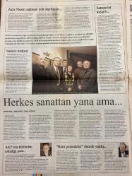CUMHURİYET PAZAR GAZETESİ DOĞUM GÜNÜ HEDİYESİ- 1 MART 2009-Recep Tayyip Erdoğan-Sevda Binici-Orhan Kurtulda-Orhan Aydın-Ataol Behramoğlu-Nuri Çolakoğlu-Mete Tapan-Murat Tabanlıoğlu-Eyüp Muhçu-Gamze Erbil-Şirin Güven-Zuhal Aytolun-Maria Callas-Alfonso Signorini-Ali Deniz Uslu-Nil Karaibrahimgil-Deniz Yavuzyiğit-Ümit Ünal-Deniz Öztoklar-Uğur Hüküm-Ataol Behramoğlu-Erdinç Utku-Sabha Tekand-Ahmet Arpad-Osman Ikiz-Selçuk Erez-Vedat Arık-Aziz Nesin-Hüseyin Baş-Mustafa Çakır-Deniz Yavuzyiğit-Deniz Ülke Arıboğan-Şebnem Top-Zehra Çelenk-Levent Korkut  Tayyip Bey bu binayı sevmiyor-Skandallarla dolu bir hayat-Sıra dışı bir ilah: Maria Callas-Nil’in kıyısına yolculuk-Avrupa’da bir hayalet kol geziyor-Ormandaki inatçı adam-Trollhattan yasta-Maria Callas: Duyarlı gururlu ve kırılgan ilah-Paralara ne resmi?-Aziz Nesin sahnesi yok sayılıyor-Sanatçılar kaygılı-Herkes sanattan yana ama-AKP’nin kültürden anladığı para…-Rant peşindeler demek yanlış…-Gölgəsiz bir film-Sivil toplum her yerde olsun diye–