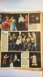 HAYAT HAFTALIK HABER MECMUA, DERGİSİ - ORTA SAYFA POSTER : SIRA NO: 762 TARİH: MAYIS 1971 SAYI: 20  TÜRKAN ŞORAY - EROL DERNEK - HASAN KUDAR - PALOMA PICASSO - PABLO PICASSO - FRANÇOISE GILLOT - DR. SALK - ENVER SEDAT - ALİ SABRİ - ALBAY KADDAFİ - HAFIZ EL ESAT  MANÇALI ADAM DON KİŞOT - VERGİ REKORTMENİ - PICASSO İMZASI ARTIK ÇANTALARA DÜŞTÜ - ÜÇLÜ YÖNETİM VE KOMÜNİSTE ÖLÜM - SAYILARLA YENİ ARAP FEDERASYONU - EN BÜYÜK NİMETE KAVUŞMUŞKEN - ENVER SEDAT - KADDAFİ - HAFIZ EL ESAT - ABDÜLHALİM KADAM - KRAL İDRİS - SERVANTES - SANSO PANÇA - VALİ - ALDONZA - DULSINEA - ANTONIA - EDİBE DOLU KIRDAR - MEHMET SÜRENKÖK  HAYAT LİSELERARASI SATRANÇ TURNUVASI - YILIN EN GÜZEL FOTOĞRAFINI SEÇİYOR - KÂĞIT ÜZERİNDE DOĞAN YENİ ÜLKE - ARAP USULÜ KUTLAMA - OLGUN AĞABEY DİK KAFALI KARDEŞ - KOĞUŞ KANUNU - DON KİSOT SAHNEDE - HAYALİ ŞATO VE GÜZEL DULSINEA - HANDA KARŞILAMA - ENGİZİSYON KURBANLARI - DEVLERLE KARŞI KARŞIYA - AİLENİN TELAŞI - DON KİSOT AYNALI ŞÖVALYE’YE KARŞI -  EKSİKSİZ TAM TAKIM 48 SAYFA