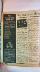 HAYAT HAFTALIK HABER MECMUA, DERGİSİ - ORTA SAYFA POSTER : SIRA NO: 762 TARİH: MAYIS 1971 SAYI: 20  TÜRKAN ŞORAY - EROL DERNEK - HASAN KUDAR - PALOMA PICASSO - PABLO PICASSO - FRANÇOISE GILLOT - DR. SALK - ENVER SEDAT - ALİ SABRİ - ALBAY KADDAFİ - HAFIZ EL ESAT  MANÇALI ADAM DON KİŞOT - VERGİ REKORTMENİ - PICASSO İMZASI ARTIK ÇANTALARA DÜŞTÜ - ÜÇLÜ YÖNETİM VE KOMÜNİSTE ÖLÜM - SAYILARLA YENİ ARAP FEDERASYONU - EN BÜYÜK NİMETE KAVUŞMUŞKEN - ENVER SEDAT - KADDAFİ - HAFIZ EL ESAT - ABDÜLHALİM KADAM - KRAL İDRİS - SERVANTES - SANSO PANÇA - VALİ - ALDONZA - DULSINEA - ANTONIA - EDİBE DOLU KIRDAR - MEHMET SÜRENKÖK  HAYAT LİSELERARASI SATRANÇ TURNUVASI - YILIN EN GÜZEL FOTOĞRAFINI SEÇİYOR - KÂĞIT ÜZERİNDE DOĞAN YENİ ÜLKE - ARAP USULÜ KUTLAMA - OLGUN AĞABEY DİK KAFALI KARDEŞ - KOĞUŞ KANUNU - DON KİSOT SAHNEDE - HAYALİ ŞATO VE GÜZEL DULSINEA - HANDA KARŞILAMA - ENGİZİSYON KURBANLARI - DEVLERLE KARŞI KARŞIYA - AİLENİN TELAŞI - DON KİSOT AYNALI ŞÖVALYE’YE KARŞI -  EKSİKSİZ TAM TAKIM 48 SAYFA