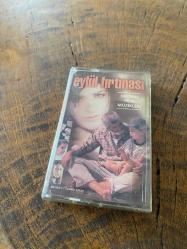 EYLÜL FIRTINASI - ORJİNAL FİLM MÜZİKLERİ - KASET