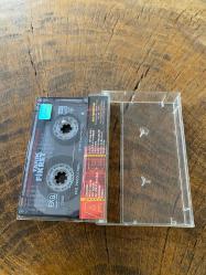 YANIK FİKRET - AH İLE VAH İLE - KASET