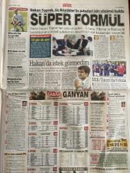 SABAH GAZETESİ DOĞUM GÜNÜ HEDİYESİ - 3 EYLÜL 2002 - TAM TAKIM 36 SAYFADIR - Erkan Mumcu AKP’ye girmesin diye yakın dostlarını devreye sokan eşi Işın Hanım’ın çabaları boşa çıktı-Emine Erdoğan’a özel timci koruma-Emine Hacıfazlıoğlu-verheugen-Korkut eken-Yasemin Kumral-Nuh’un gemisi’ni hızlı kuş bulacak-Molly Simms-Can Bartu-Şenol güneş-Hakan Şükür-Ortega-Aydın Örs-12 dev adam İspanya’dan fark yedi-Erdoğan Toprak, üç büyükler’in şubeleri için çözümü buldu-Turgay Demirel-Şenol Güneş-Ümit davala-Haydar pınarcı-Brugge’ün teknik direktörü Sllied’den Galatasaray’a övgü-Fatih Terim-Yaşar yalçın-Christian-Andres Mendoza-Özhan Canaydın-Futbol Federasyonu,Hakan Şükür’ün kulüp bulabilmezi için transfer süresini uzatıyor-Mustafa koç ve eşi Carolıne-Ecevit’in konvoyunda sarhoş şoför dehşeti-14. Dünya Basketbol Şampiyonasında Türk Seyirciler-Zenger yine politik arenada-Süleyman Demirel-Turgut Özal-Necmettin Erbakan-Mansur Foroutan-Ali Kırca-Metin Münir-CeBIT-Feyzi erenkuş-Mesut yılmaz-Emrehan halıcı