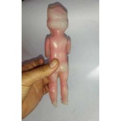 Eski Dönem Şişme Plastik Oyuncak Bebek