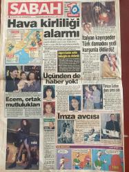 SABAH GAZETESİ DOĞUM GÜNÜ HEDİYESİ - 20 OCAK 1993 - TAM TAKIM 24 SAYFADIR -Saddam Hüseyin-Bill Clinton-Hillary Clinton-Süleyman Demirel-Erdal İnönü-Turgut Özal-Cem Duna-Zeynep Demirel-Cavit Çağlar-Sami Selçuk-Hassan Cemal-Hüsamettin Cindoruk-Mehmet Ali Birand-Ergun Babahan-Erem Ergin-Ecem Serner-Arhan Akbaş-Necia Kaya-Sema Tukanıy-Tülin Gökçe-İlhan Taşcı-Adnan Polat-Murat Deveci-Hakan Sümerer-Şevket Coşkun-Fırdun Niğdelioğlu-Süleyman Rodop-Zülfü Livaneli-Güngör Mengi  Türkiye’ye büyük baskı-Amerika İncirlik’ten yine vurdu-F16’lar iki Irak hedefini yerle bir etti-Hafıza-i beşer-Özal: Türkiye’nin ağırlığı azaldı-Düğün Çırağan Sarayı’nda-Zeynep bu akşam evleniyor-Esad Demirel’e güvence verdi-Çığ altından 53 ceset çıktı-Şeker/çamur/insan-Milli Piyango çekildi-APO ve PKK-Beni annem kavgacı yaptı-Hava kirliliği alarmı-İtalyan kayınpeder Türk damadını yedi kurşunla öldürdü-Japon kadın sekiz bebeğini de öldürdü-Üçünden de haber yok-Ecem ortak mutlulukları-İmza avcısı-Türkan Sultan dans dersi