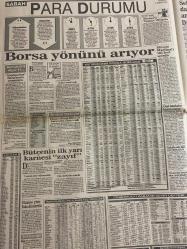 SABAH EKONOMİ GAZETESİ DOĞUM GÜNÜ HEDİYESİ  - 16 TEMMUZ 1992-Ali Korkut-Betal Demirtaş-Bayram Başaran-Osman Ulagay-Sadullah Usumi-Eser Tümen-Meral Tamer-Nedim Özkan  Akaryakıtta 10 gün içinde ikinci zam-SEK İstanbul tesisi kimin olacak-Dün 7 milyara aldığı işhanına bugün 17 milyar lira istiyor-Osmanbey’de bir garip han davası-Maliyede pembe taşlar pembe düşler-Opel’in Torbalı fabrikasına 33 yaşında genel müdür-Interbank’ın Meta’yı kurtarma girişimine 4 banka karşı çıkıyor-Finita la commedia-Borsa yönünü arıyor-Bütçenin ilk yarı karnesi zayıf-Sebze enflasyonu daha da düşürecek ama aracı olmasa-Eser Tümen yeni bir STFA kurdu-En zengin 15 ülke-Krem deyip geçmeyin-Taşradaki Mudo-İkitelli kooperatif mezarlığı yapılmasın-DYP Genel İdare Kurulu uçuyor-Tekstil işçisinin saat ücreti 3.12 dolar  Karikatür isimleri ve çizerler: SEK karikatürü