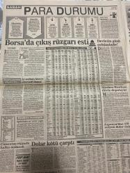 SABAH EKONOMİ GAZETESİ DOĞUM GÜNÜ HEDİYESİ  - 9 EYLÜL 1992-Ercan İnan-Adil Korkut-Meral Tamer-Şelale Kadak-Belma Basanak-Tuncer Biçigloğlu-Osman Ulagay-Nedim Özkan  800 milyarlık hayali teminat veren işadamı kim-Serbest piyasanın babası öldü-Mektuplarım ölüyücektir-Dünürlük başka rekabet başka-Liberal Görüş’ün iman savaşını kaybettik-Borsa’da çıkış rüzgarı esti-Devletin gözü cebimizde-Dolar kötü çarptı-Kurumsal ağırlığı pekiştirmek-Turizmcilerin gözü Kuleli ile Selimiye’de-Maslak’ta arziye 50 milyon dolarlık kompleks-Şekere bir yılda yüzde 98 zam-En fazla 40 vatlık ampul kullanılmalı-Veresiye külot olur mu-Iglesias’ı dinleyemeden 600 bin liramız gitti-Enflasyon ve Maliye maaşı kemiriyor-Dünya’ya artık moda satıyoruz  Karikatür isimleri ve çizerler: Serbest piyasanın babası karikatürü