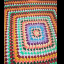 el örgüsü masa örtüsü iyi durumda