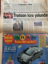 SABAH GAZETESİ DOĞUM GÜNÜ HEDİYESİ - 26 ARALIK 1998 -TAM TAKIM 42 SAYFADIR -emniyette Şok-Hüseyin uzun-Sibel Can-Berna Yılmaz-Hamdiye kapan-Selahattin Duman-Erez liderlere ulusal uzlaşma hükümeti modeli götüreceğini ve pazarlık yapmayacağını söyledi-Salih Mem Can-beni Çaykur-Pamela Anderson-Rauf Tamer-cimbom kıpır kıpır-Faruk Süren-Fatih Terim-Fenerbahçe bu sene lider gelecek yılda öyle gider-Aziz Yıldırım-Ümit Özat-Köksal Özbek-Hakan Şükür-Hakan Şükür-Popescu-Toshack’la çok zor-Süleyman Sebal şampiyon olmak zorundayız-Zekeriya Alp-ligimizde deplasman fobisi ortadan kalktı-Fener şampiyon-amokachi ye para yok-Hagi-gündüz kaptanoğlu-Recep Yazıcı-Trabzon icra yolunda-Mehmet Ali Yılmaz-futbolda 1998-İbrahim Tatlıses-Sakıp Sabancı-Sezen Aksu-Berna Laçin-Ali Öztürk-Gülşen Yüksel-basri karadayı-kanlı soygun-Yaşar Öz-Zülfü Livaneli-Şener Şen-Çetin Altan-Ünal ersözlü-tuğrul Mataracı-Sibel Canna vergi şoku-dört ayda 26 kg verdi Zerrin Özer-yeni yılınız kutlu olsun-ipek ongun-İsmet İnönü-Serpil Y