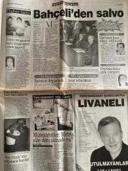 SABAH GAZETESİ DOĞUM GÜNÜ HEDİYESİ - 8 ARALIK 1999 -TAM TAKIM 34 SAYFADIR -Hatipoğlu-Haşim Kılıç-Cakıcı-Gençay Güçlü-Natali-Rauf Tamer-Ahmet Vardar-Salih Memecan-Serdar-Saffet-Osman-Bruno-Terim-Vedat-Popescu-Mustafa Sarıgül-Süreyya Serdengeçti-Sergen-Alpay-Zeman-Hüsnü Çil-Bahçeli-Demirel-Türkeş-Cevat Ayhan-Livaneli-Tülin Şahin-Faziletli vekile meydan dayağı-Başkent’i şok eden seçim-Türkiye’nin sabrı taştı-Aşiret cezaevi koğuşunu yaktı-Kartal yuvasında-Atina yumuşuyor-Küçük Baba’nın elleri titredi-Natali çok can yakacak-Fener’e büyük gözaltı-Başarı yetmez-Müthiş takas-Terim kazanacağız-Popescu’dan iyi haber-Şeker gibi kura-Sergen’in ipi çekildi-Sergen bombaladı-Alpay ben de giderim-Türkiye’de kapılar kapalı-Hedef saptırma-Bahçeli’den salvo-Bahçeli neye kızdı-Terörist başı idam edilmeli-İnsaf edin biraz-Prefabrikler çok edepsiz-Yeni Cindy’miz podyumda bayıldı-Müteahhitler Metris size ders olmadı mı-Livaneli unutulmayanlar-Bizimcity-Sizinkiler-Fatih Sultan Mehmet yine İstanbulda-Cihat Mat