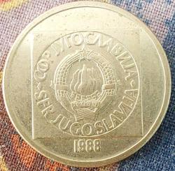 YUGOSLAVYA 50 Dinar, 1988 ÇÇT (Pirinç / sarı renk)