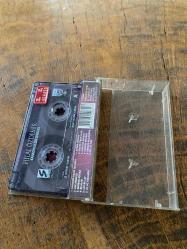 HİLAL ÖZDEMİR - KANADIM DEĞDİ SEVDAYA - KASET