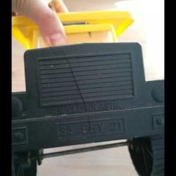 ESKİLERDEN GÜÇLÜ PLASTİK KAMYON OYUNCAK. DODGE FARGO 300