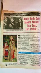 HAYAT HAFTALIK HABER MECMUA, DERGİSİ - ORTA SAYFA POSTER :  Çeyrek Finalde Ilk Türk Takımı: GÖZTEPE Avrupa Fuar Sehirleri Kupasında Türkiye'yi temsil eden, laminin sarskim takim, Atletico Madrid zaferinden sonra, Alsancak ta Yugoslav O. F. K. Beograd de 2-0 yenerek çeyrek finale yükseldi. 64 takımın katildi kupada takım arasına girmeyi hasararak Türk futbol tarihine altın bir sayla hediye eden Göztepe, yukarida Mithatpasa stadında bir maçtan önce HAYAT objektifi karşısında Ayaktakiler, soldan saga: Hüseyin, Nevzat. Fevai, Çağlayan, Halil, Al. Alt sira. soldan saga: Ertan, B. Mehmet, Nebmet, Ceyhan ve Gürsel Mobiloil - SIRA NO: 644 SAYI: 7 TARİH: 6 ŞUBAT 1969  HİKMET FERİDUN ES – MEHMET A. KAYABAL – DENİZ GÜDÜLLÜOĞLU – KÖKSAL TÜRK – VILDAN TETİK – NEZİH NEYZİ – NECİP SAĞLAM – ŞEVKET RADO – SABİHA TANSUĞ  GÖZTEPE: ÇEYREK FİNALDE İLK TÜRK TAKIMI – ORTA SAYFADA RENKLİ FOTOĞRAF – HAYAT MECMUASI 2. APARTMAN DAİRESİ KURASI – VILDAN TETİK’İN HİKÂYESİ – BOĞAZ KÖPR -  EKSİKSİZ TAM TAKIM 48 SAYFA
