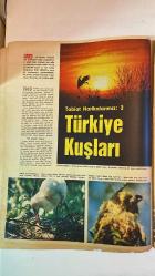 HAYAT HAFTALIK HABER MECMUA, DERGİSİ - ORTA SAYFA POSTER : SIRA NO: 848 SAYI: 2 TARİH: 24 OCAK 1973  HİKMET FERİDUN ES – ÇETİN EMEC – GINA LOLLOBRIGIDA – MANFRED KAISER – OSMAN KIBAR – DOĞAN KASAROĞLU – ORHAN TOKATLI – HÜSAMETTİN ÇELEBİ – ZEKİ SÖZEN – MICHAEL CAINE – CHARLTON HESTON – ANTHONY QUINN – YOLANDA QUINN – GREGORY PECK – PETER USTINOV – CAROL LYNLEY – SAMMY DAVIS JR. – GEORGE HAMILTON – GREY BOYD – DAN KENYON  SARAYLAR İLAVESİ: İKİNCİ FASİKÜL – ŞÖHRETLERİN KEPÇESİNDEN TÜRK YEMEKLERİ – GINA LOLLOBRIGIDA HAYAT SAYFALARINDA – OSMAN KIBAR: TELEVİZYON OSMAN – İZMİR BELEDİYE BAŞKANININ RÖPORTAJI – HOLLYWOOD’DA 1973 YILBAŞI EĞLENCESİ – MASKELİ BALOLAR VE KOVBOY PARTİLERİ – HOLLYWOOD’UN DEVLERİ: HESTON, QUINN, PECK, DAVIS – PETER USTINOV’UN FIKRALARI – DÜŞÜNCELER SÖZLÜĞÜ: FİKİR, FİKİR AYRILIĞI, FLÖRT, FRANSA, FRANSIZ, GAYE, GAZETECİLİK, GECE, GEÇ KALMAK -  EKSİKSİZ TAM TAKIM 48 SAYFA