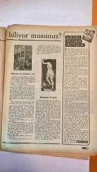 HAYAT HAFTALIK HABER MECMUA, DERGİSİ - ORTA SAYFA POSTER: Medine Camil ve Hz. Muhammed'in türbeal. Hz. Ibrahim zamanından kalan Makami Ibrahim. - SIRA NO: 646 SAYI: 9 TARİH: 20 ŞUBAT 1969  HİKMET FERİDUN ES – MEHMET A. KAYABAL – BELGİN DORUK – EROL DERNEK – İHSAN SABRİ ÇAĞLAYANGİL – SAFİYE AYLA – AHMET ŞIMŞIR – FOROZAN ULUTUNA – CEMİL KIZILCALI – ÜLKER KIRZIOĞLU – GÖKHAN AVCI – NESRİN ERGENER – MEVLÜT ÇETİN – AYŞE GÖKULU – ERCAN YANIK – SADUN ALTUNA – LEONARD WARREN – RENATA TEBALDI – RICHARD TUCKER – AGATHA WARREN – WILLIAM GOLDRING  BELGİN DORUK’UN JAPONYA RÜYASI – HAC MEVSİMİNDE KUTSAL TOPRAKLAR – HAYAT APARTMANI ÇEKİLİŞİ: 2. TERTİP KUPONLAR – 3. DAİRE KUPONU ARKA KAPAKTA – HAYAT TARİH MECMUASI: 1969 CİLT 1 – KULAKTAN KULAĞA: İHSAN SABRİ ÇAĞLAYANGİL’İN ULUSLARARASI MENÜSÜ – SAFİYE AYLA’NIN TUVALETİ VE MİKROFONUN AZİZLİĞİ – FONO METODUYLA DİL ÖĞRENENLERDEN YORUMLAR – ROMAN: ANNE-KIZ DİYALOGLARI VE MARGARET’İN AŞK ARAYIŞI – LARRY’NİN CENAZE TÖRENİNDEKİ   -  EKSİKSİZ TAM TAKIM 48 SAYFA