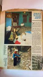 HAYAT HAFTALIK HABER MECMUA, DERGİSİ - ORTA SAYFA POSTER: ÖLÜMLE BURUN BURUNA YAŞAYANLARIN DÜNYASI KOCA  - SIRA NO: 716 SAYI: 26 TARİH: 25 HAZİRAN 1970  HİKMET FERİDUN ES – ÇETİN EMEC – CHARLIENE NORTH – ROBERT BELTON – FİKRET MUALLA – LOUIS LHERMINE – BAYAN ANGLES – ŞEVKET RADO – YVES MONTAND – EFRAİM ELROM – NİHAT ERİM – MAHMUT HÜDAİ – SELAMİ ALİ EFENDİ  10 HARİKA PEHRİZ REÇETESİ – SİRK CAMBAZLARININ RENKLİ HAYATI – ÖLÜMLE BURUN BURUNA YAŞAYANLARIN DÜNYASI – FİKRET MUALLA: ÖLÜMÜNDEN SONRA DÜNYANIN ALKIŞLADIĞI TÜRK RESSAM – PARİS’TE FİKRET MUALLA SERGİSİ – BİR FİLMİN ANLATTIKLARI: L’AVEU (İTİRAF) VE STALİN DÖNEMİ – ŞEVKET RADO’DAN PARİS GÖZLEMLERİ – İSTANBUL’DA KANLI SALI: İŞÇİ HAREKETİ VE SIKIYÖNETİM – EYÜP SULTAN VE TÜRBELERİN DİLEK GELENEĞİ – TELLİ BABA TÜRBESİ: AŞK VE AYRILIK HİKÂYESİ – SELAMİ ALİ EFENDİ TÜRBESİ VE GÖĞÜSTE ISINAN SU EFSANESİ -  EKSİKSİZ TAM TAKIM 48 SAYFA