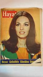 HAYAT HAFTALIK HABER MECMUA, DERGİSİ - SIRA NO: 721 SAYI: 31 TARİH: 30 TEMMUZ 1970 - MICHELE MERCIER – GERARD VANDENBERG – MUSTAFA SATIR – KEMAL SATIR – MEMDUHA SATIR – TULİN BAYEZİT – KERİM BAYEZİT – BİLGE OZAN – VOLTAIRE – H. WALPOLE – JONATHAN SWIFT – LA BRUYERE – R. W. EMERSON – VICTOR HUGO – G. HERBERT – LOUIS XIV – SHAKESPEARE – AYTEN GÖKÇER – ARİSTOFANES – ANDREW DUNCAN – ELIZABETH – PHILIP – MARGARET – LORD SNOWDON – LORD MOUNTBATTEN – DIRIKER AİLESİ  BEYAZ GELİNLİKLE GÖMÜLEN GENÇ – KEMAL SATIR’IN OĞLU MUSTAFA SATIR’IN SAHNE MACERASI – DÜŞÜNCELER SÖZLÜĞÜ: HAYAT, HEDİYE, HEKİM, HEYECAN, HEYKEL, HIRSIZLIK, HİDDET – AMERİKAN KADINININ BOYKOT HAREKETİ VE LYSISTRATA’NIN SAHNELENMESİ – KOKONALARIN İSYANI: GENÇ AMERİKAN KADINININ TOPLUMSAL MÜCADELESİ – ANKARA’DA EV HAVUZLARI VE SERİNLEME ARAYIŞLARI – GÖLBAŞI, GOLF KULÜBÜ VE 19 MAYIS HAVUZLARI – ANFORLAR FINDIK DOLU: M.Ö. 400 YILINDAN KALMA GEMİ BULUNTULARI -  EKSİKSİZ TAM TAKIM 48 SAYFA