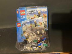 LEGO CITY: Police Minifigure Collection (7279)