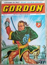 DÜNYANIN EN ÜNLÜ UZAY KAHRAMANI GORDON SAYI: 67 SONSUZ MACERA - 23.09.1974 - 200 KURUŞ - KAPAK: ASLAN ŞÜKÜR - AÇIKLAMAYI OKUYUNUZ