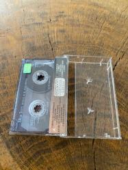 EFKAN ŞEŞEN - DOKUZ ALTI YOLLARINDA - KASET