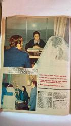 HAYAT HAFTALIK HABER MECMUA, DERGİSİ - ORTA SAYFA POSTER : SARAYI SUSLEYEN SAHESERLER.. - SIRA NO: 851 - SAYI: 525 - TARİH: OCAK 1973  SUSAN BROWN - TOM BLAU - HIKMET FERIDUN ES - MEHMET A. KAYABAL - MAKBULE ERCAN - TEVFIK ERCAN - TANER ERCAN - TANZER ERCAN - NEVZAT ÇAKANŞİMŞEK - GÜLŞEN KILIÇ - NEBILE DAĞLI - AYŞE GURPINAR - RABIA KOC - NEDIME MUHSINE KOCAMIMIOĞLU - SEMAHAT ALTAN - NERMIN KARAASLAN - NIL BALKANER - SCHMITT - KOSSIGIN - KRUSÇEV - AJDA PEKKAN  FOTOĞRAFÇI - NESRIYAT MÜDÜRÜ - MESUL MÜDÜR - ANNE - BABA - ÖĞRETMEN - TALIHLI - BILIM ADAMI - BAŞBAKAN - DEVLET ADAMI - SANATÇI - ŞARKICI - DERNEK ÜYESI - TAM TAKIM 48 SAYFA