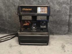 Polaroid OneStep 780 – Anıların Hızlı Tanığı