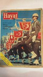 HAYAT HAFTALIK HABER MECMUA, DERGİSİ - ORTA SAYFA POSTER : ZAFERE GİDEN YOL - SIRA NO: 838 - SAYI: 44 - TARİH: 26 EKİM 1972 EROL DERNEK - HIKMET FERIDUN ES - ÇETİN EMEC - HENRY PULITZER - LEONARDO DA VINCI - LISA GHERARDINI - FRANÇOIS I - TÜRKÂN ÇELEBİ - MONA LISA - MUSTAFA KEMAL ATATÜRK TÜRKİYE CUMHURİYETİ'NİN DOĞUŞU - 49. YIL KUTLU OLSUN - MONA LISA'NIN ASLI HANGİSİ - TÜRKÂN ÇELEBİ SEYAHATNAMESİ - ZÜRİH'TE OLAYLI ZİYAFET - VASİYETNAMEMİ HAZIRLAMIŞTIM - ZÜRİH'TE KLİNİKTE ÜÇ GÜN - KUĞULARLA DOSTLUK - UZAK DOĞU'DA RUHLAR EVİ - SİYAMLI KÖY EVLERİ - 20 TON LAHMACUN YİYOR İSTANBULLULAR GÜNDE  - TAM TAKIM 48 SAYFA