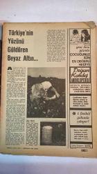 HAYAT HAFTALIK HABER MECMUA, DERGİSİ - ORTA SAYFA POSTER : CAMİ İÇİ FEYHAMAN DURAN GÜZIN DURAN IN KOLEKSİYONUNDAN Hayat FENERLİ SOKAK ALI RIZA BEY RESIM VE HEYKEL MÜZESİNDEN - SIRA NO: 837 - SAYI: 43 - TARİH: 10 EKİM 1972 EMEL SAYIN - BÜLENT AYDIN - HIKMET FERIDUN ES - ÇETİN EMEC - ŞEVKET RADO - KORAY GÜNEY - PAROLAY ATAN - MEHMET GÖKÇEN - GÜL TENER TÜRKİYE’NİN YÜZÜNÜ GÜLDÜREN BEYAZ ALTIN - RAMAZAN GECELERİNDE EV OYUNLARI - TÜRK KADINININ GÜZELLİK ENSTİTÜSÜ - TÜRKİYE ERKEK VÜCUT GÜZELLİĞİ YARIŞMASI - SAMPİYON ANTAKYALILAR - ADANA’NIN SEMBOLÜ - PAMUK TARLASI - PAMUK ÇİÇEĞİ - ALTIN KOZA FESTİVALİ - DOĞAN KARDEŞ ANSİKLOPEDİSİ - UZAK DOĞU’DA TÜRK HAMAMLARI VE MASAJ EVLERİ  - TAM TAKIM 48 SAYFA