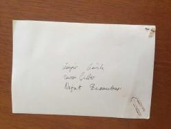 TÜRKİYE'DE İLAÇ SANAYİSİNİN KURUCULARINDAN MEHMET NEJAT FERİT ECZACIBAŞI'NIN ORİJİNAL FOTOĞRAFI - 18 x 12 cm EBADINDA - NEJAT ECZACIBAŞI, TANSU ÇİLLER, ÜZEYİR GARİH ve EGE CANSEN BİR SEMİNERDE KONUŞMA YAPARLARKEN ÇEKİLMİŞ BİR KARE