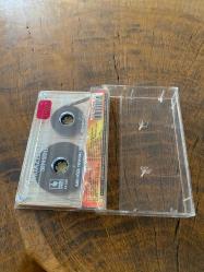 MUAZZEZ ERSOY - SENSİZLİK BU - KASET